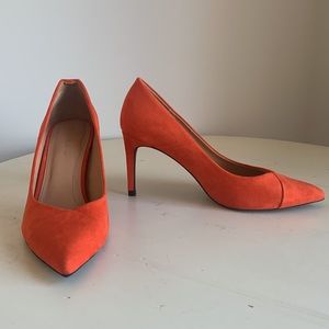 Zara TRF Trafaluc Orange Suede Pump Heels Size 7.5      NEARLY NEW!!